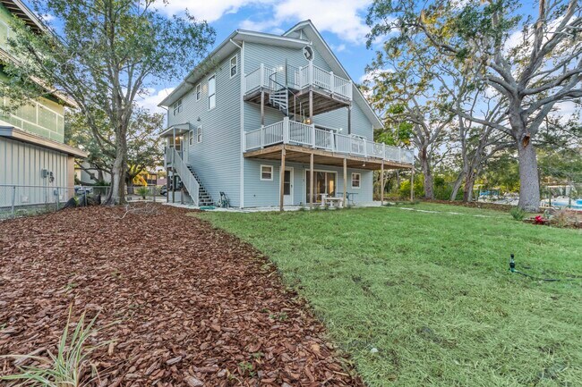 Building Photo - 4857 Hummingbird Trail