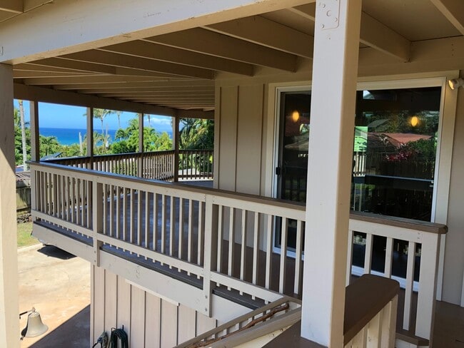 Building Photo - 5128 Lower Honoapiilani Rd