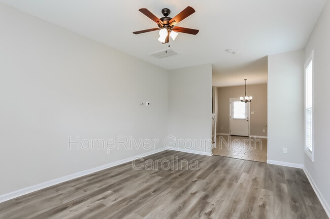 Building Photo - 3842 Pin Oak Rd