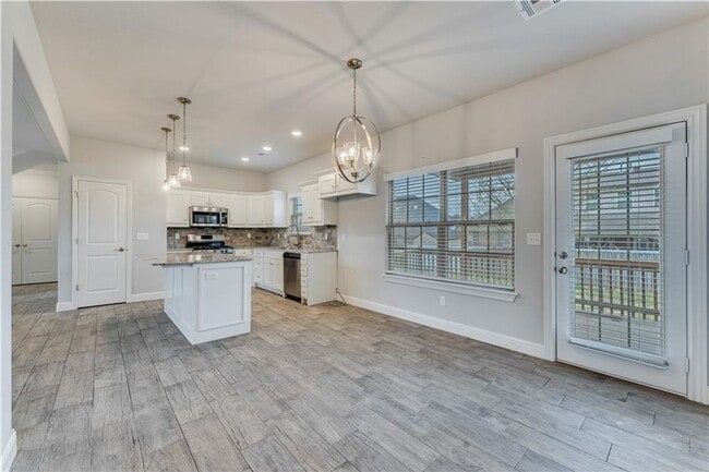 Building Photo - 582 Quartz Wy