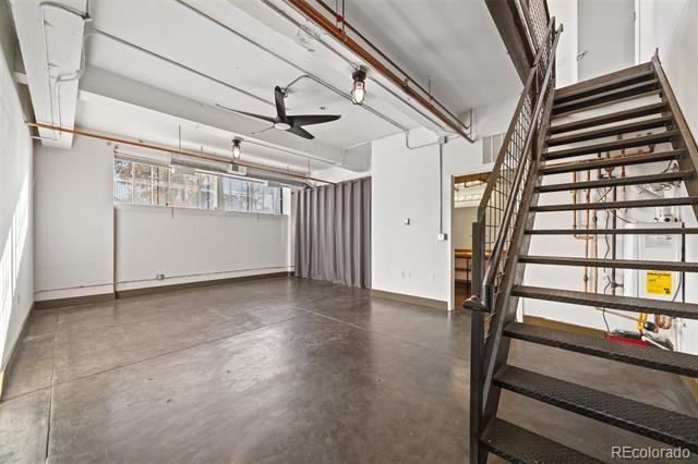 Building Photo - 1777 E 39th Ave