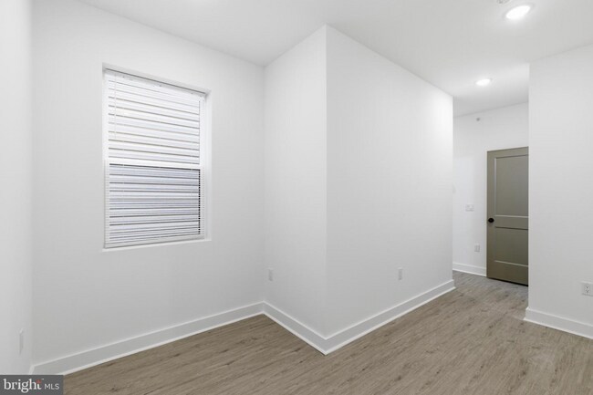 Building Photo - 4021 Brown St