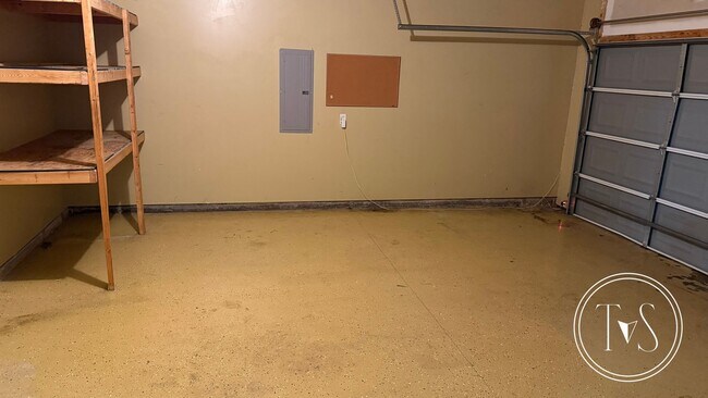 Building Photo - 1284 Windrow Dr