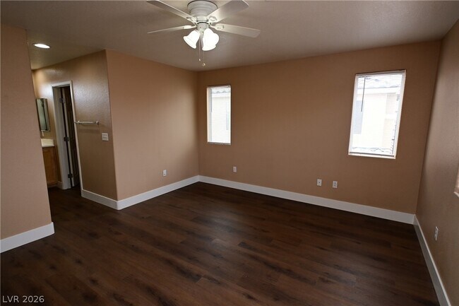 Building Photo - 10461 Chrisman Ave