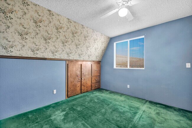 Building Photo - 30 El Caballo Trail