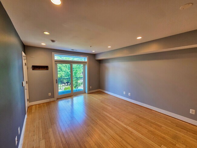 Building Photo - 3404 13th St NW