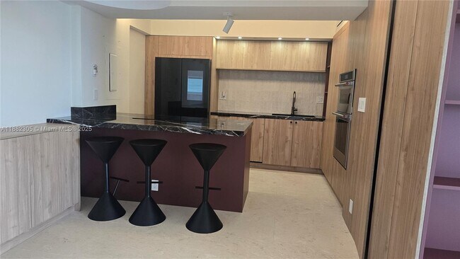 Building Photo - 4000 Towerside Terrace