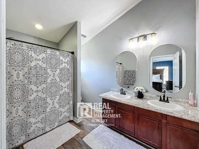 Building Photo - 7624 Red Mill Cir