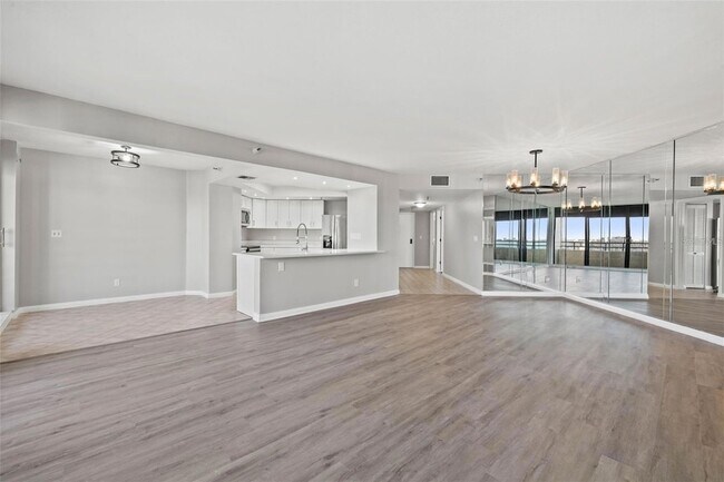 Building Photo - 5950 Pelican Bay Plaza S
