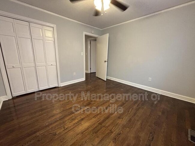 Building Photo - 105 Rockmont Rd