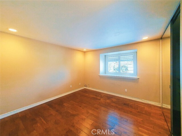 Building Photo - 1826 Cll Belleza