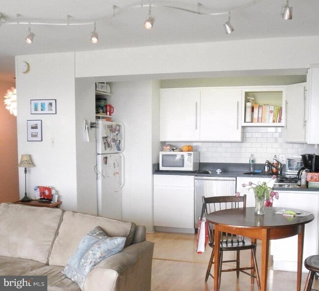 Building Photo - 2401 Pennsylvania Ave