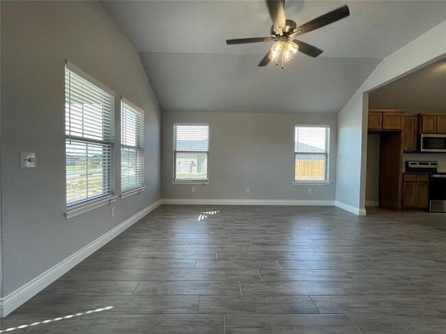 Building Photo - 13308 Mesquite Trl