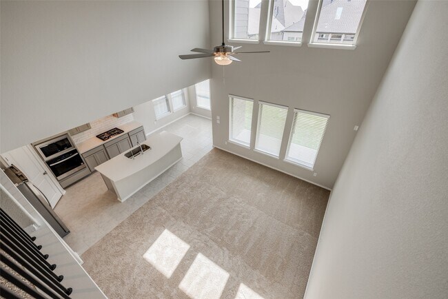 Building Photo - 13727 Tranquila Vis Dr