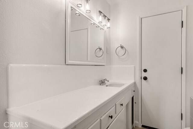 Building Photo - 1548 S Citrus Ave