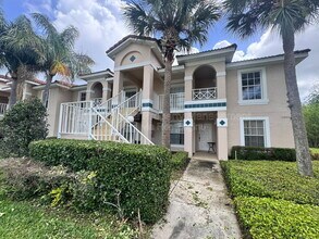 Building Photo - 13903 Timberland Dr