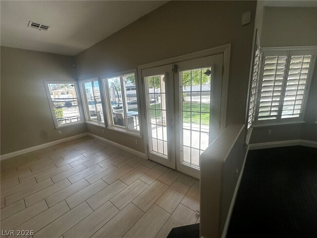 Building Photo - 8623 Golden Canyon Rd