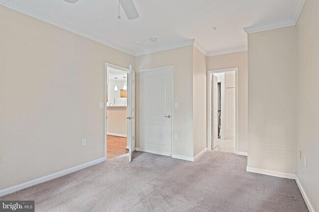 Building Photo - 2204 Westcourt Ln
