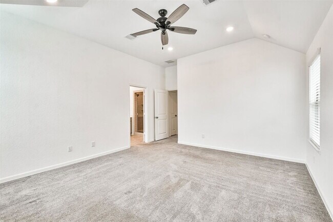 Building Photo - 582 Dry Fork Ln
