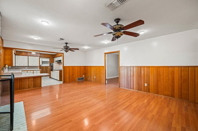 Building Photo - 3423 56th St