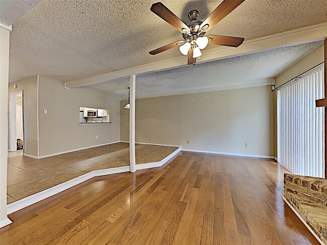 Building Photo - 777 Custer Rd