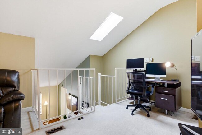 Building Photo - 10208 Ashbrooke Ct