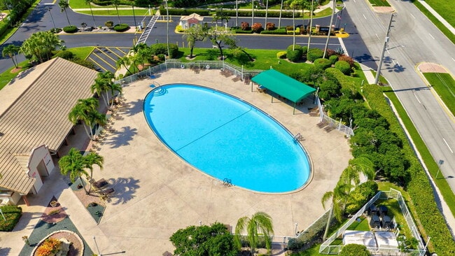 Building Photo - 7214 S Devon Dr