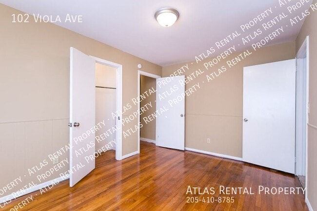 Building Photo - 102 Viola Ave