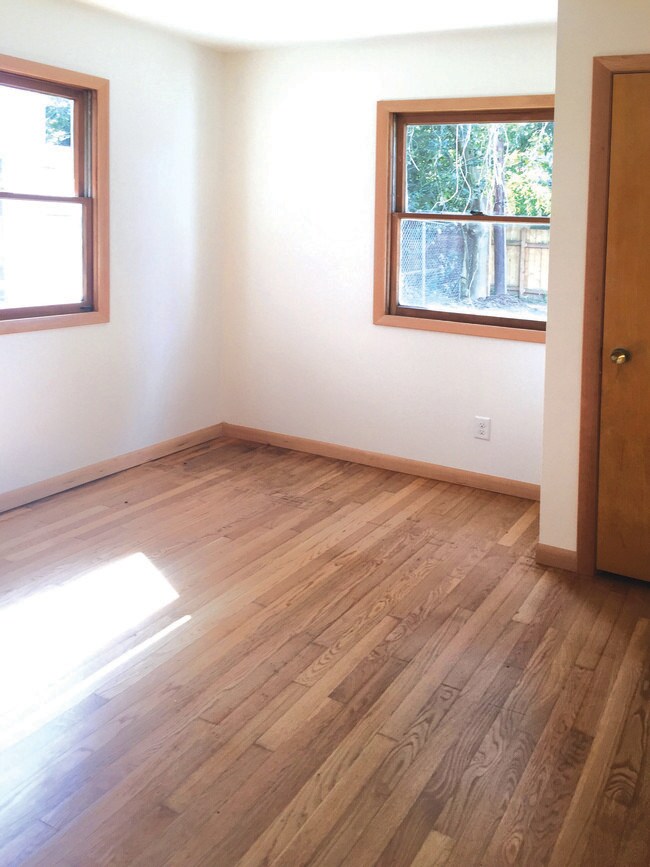 Bedroom 3, SW - 6205 NE 30th Ave