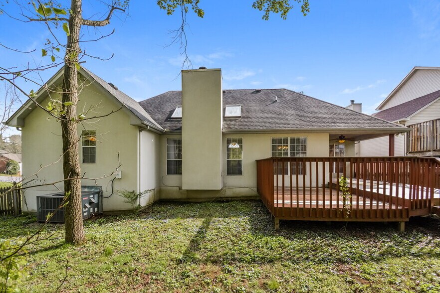 Building Photo - 6032 Bradford Hills Dr