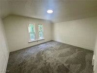 Building Photo - 251 Arch St