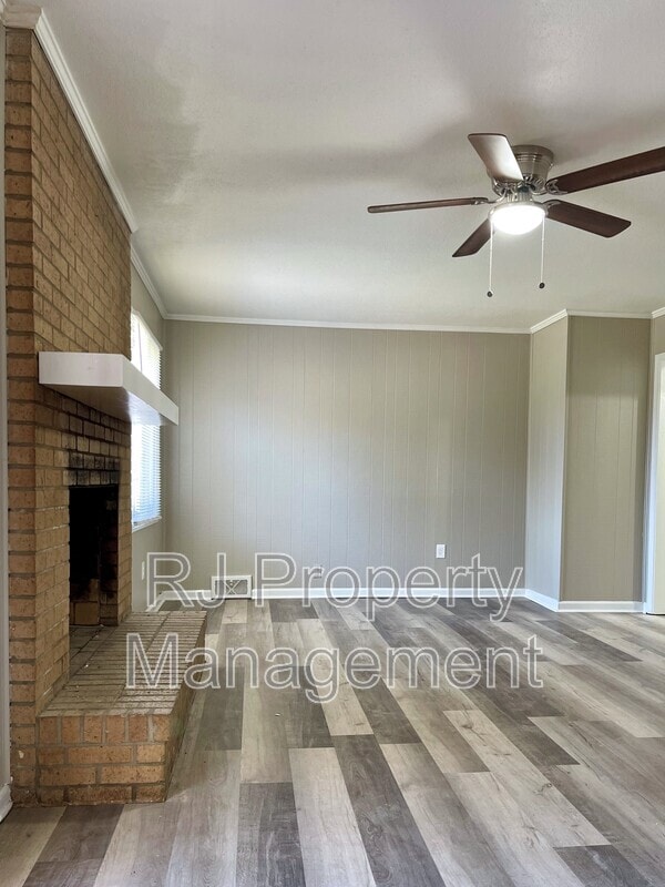 Building Photo - 5368 Scottsdale Ave