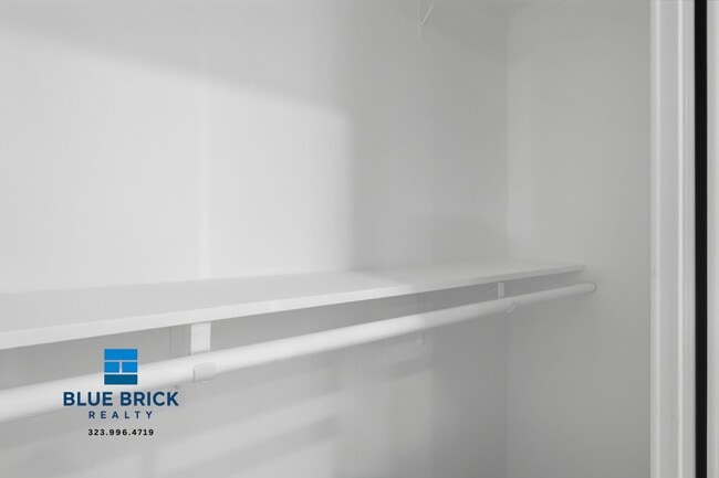 Building Photo - 5312 Corteen Pl