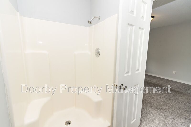 Building Photo - 3612 Glendon Dr