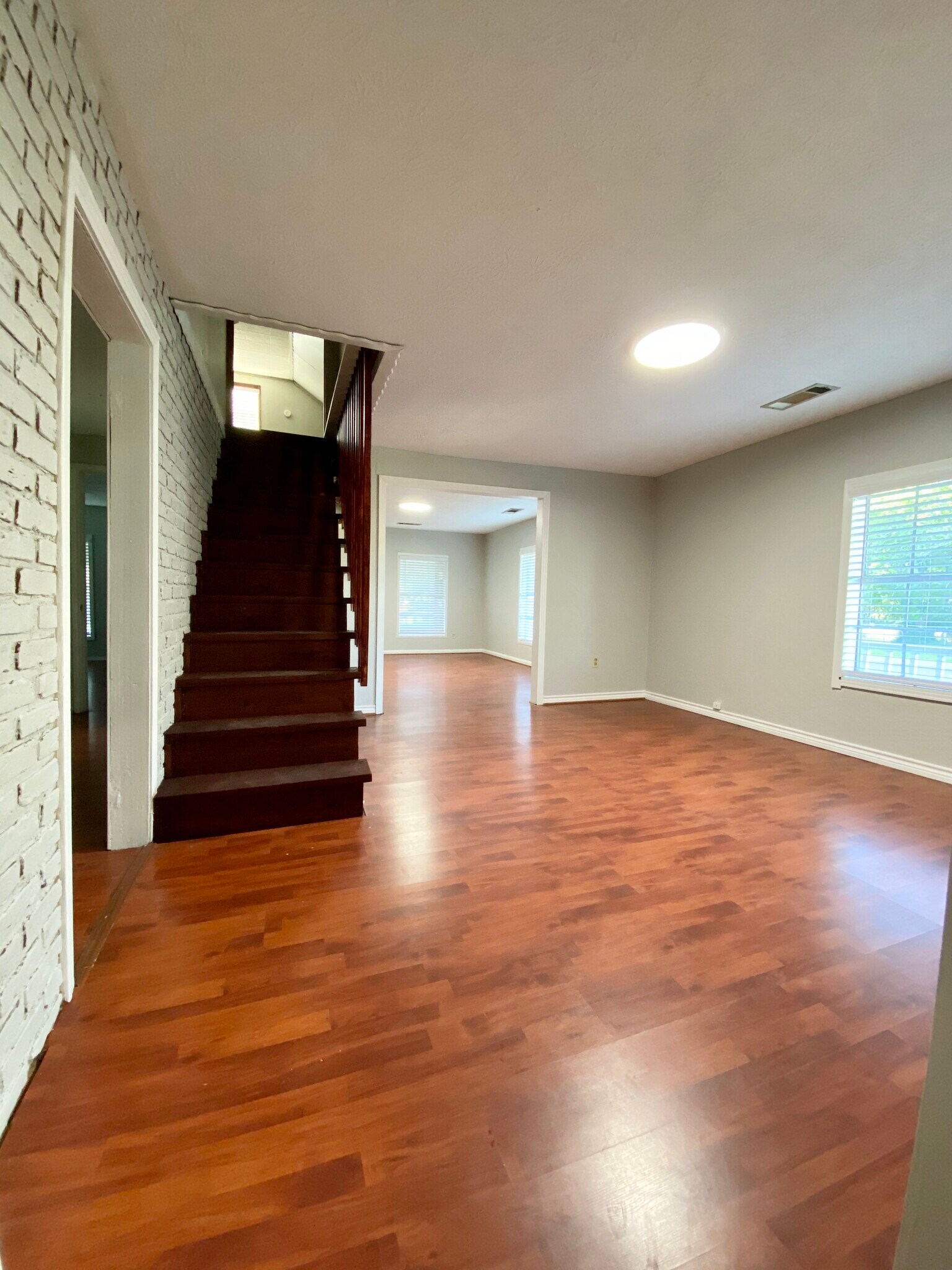 Building Photo - 2503 Ave G