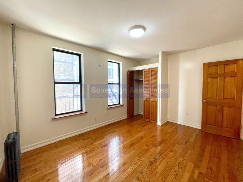 Building Photo - 112 Haven Ave