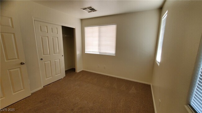 Building Photo - 962 Grand Cerritos Ave