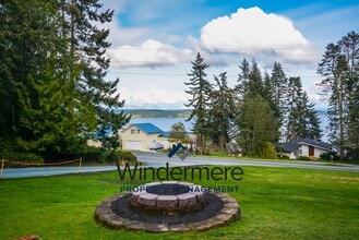 Building Photo - 1 Bed 1 Bath newly remodeled with Large shop **$500 off first months rent**