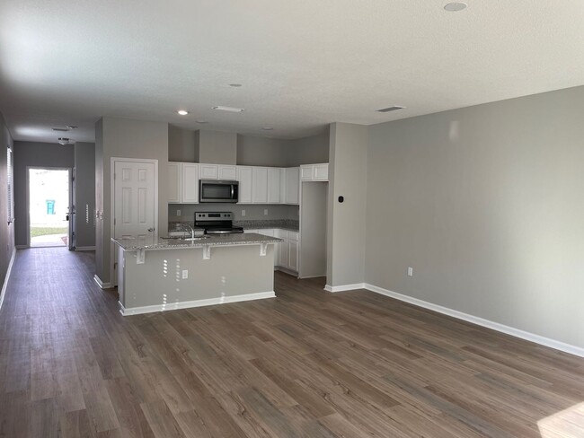 Building Photo - 3/2.5 Townhome in Greenland Chase!