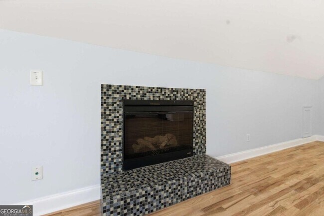 Building Photo - 850 Ormewood Ave SE