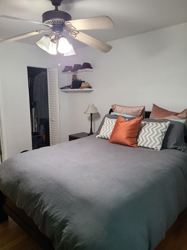 Building Photo - Cozy Home in Prime Location!