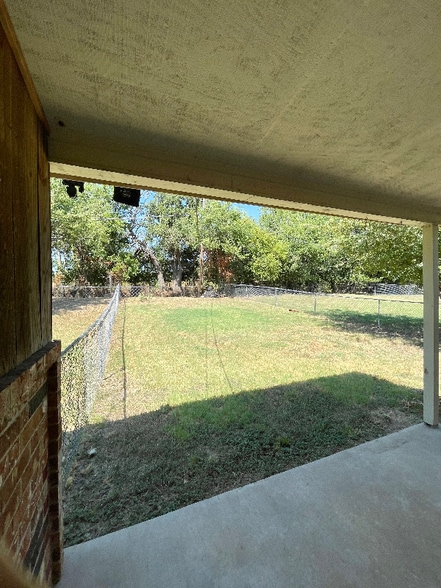 Building Photo - 922 Terry Trail