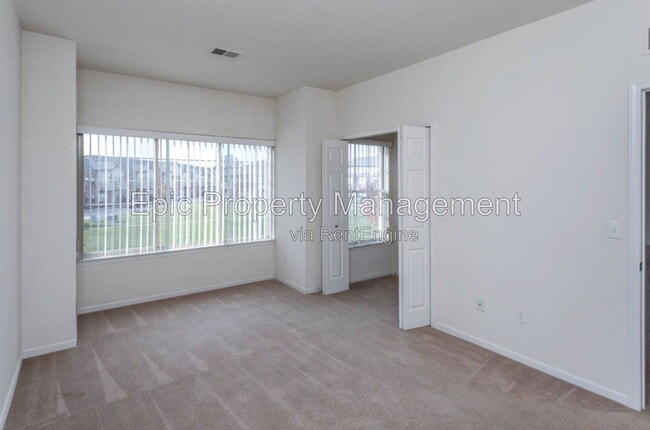 Building Photo - 45570 Evansway Dr
