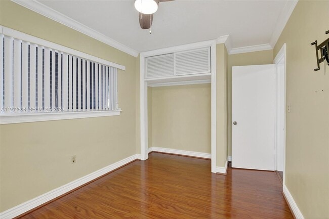 Building Photo - 7920 Alhambra Blvd