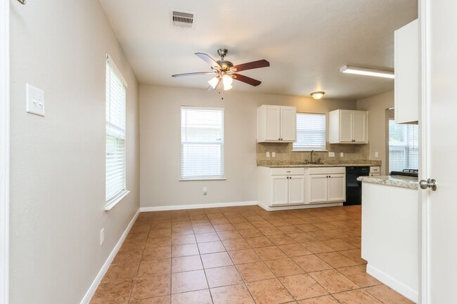 Building Photo - 2603 Cypress Island Dr