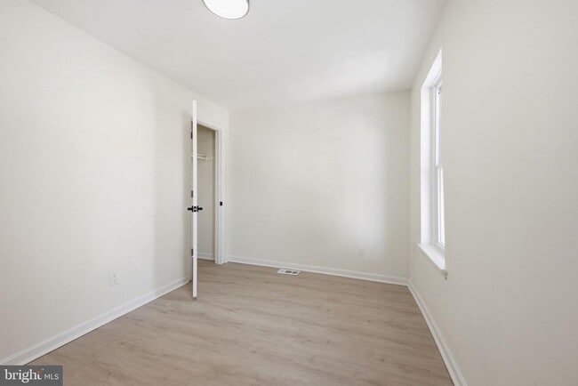 Building Photo - 2636 Lauretta Ave