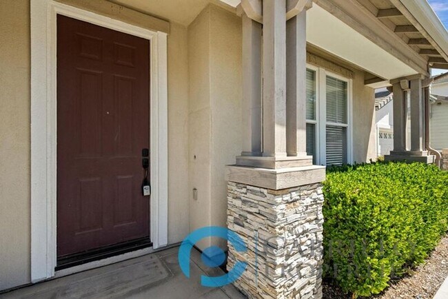 Building Photo - 12177 Pepper Tree Ln