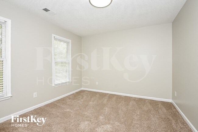Building Photo - 4552 Spotted Pony Dr NW