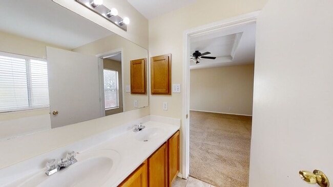 Building Photo - 3bd/2.5ba In Desired Westcreek! $1795/mo!