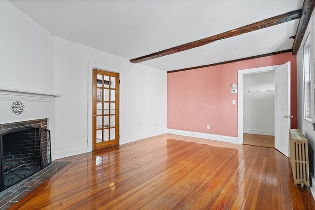 Building Photo - 379 Concord Rd